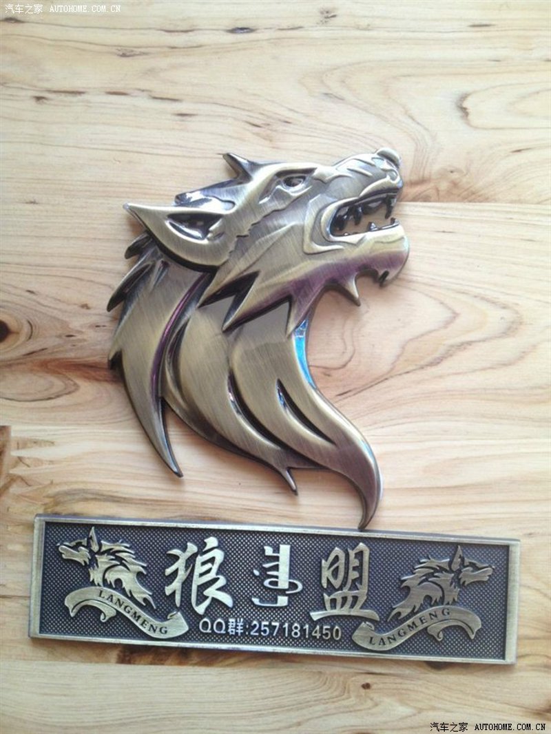 武汉，这座充满活力的城市，不仅有历史的沉淀，更有现代都市的热情与繁华。今天，我们就来深入探讨一下这座城市独特的夜生活文化。